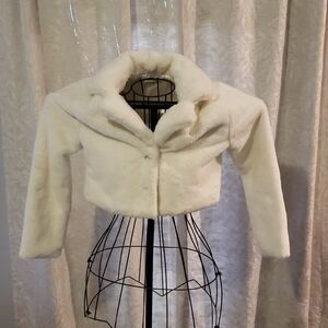 Elegant White Faux Fur Kids Shaw Jacket Perfect For Dresses Holiday